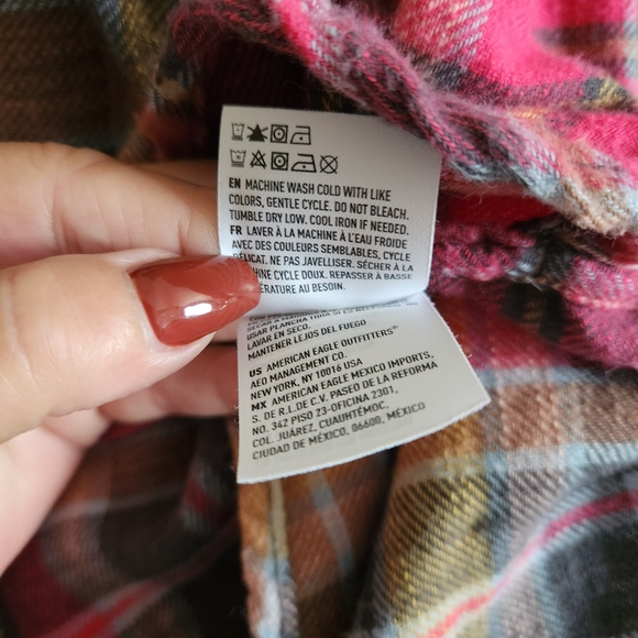 American Eagle Autumn Vibes Plaid Boyfriend Flannel Shirt - Picture 8 of 12